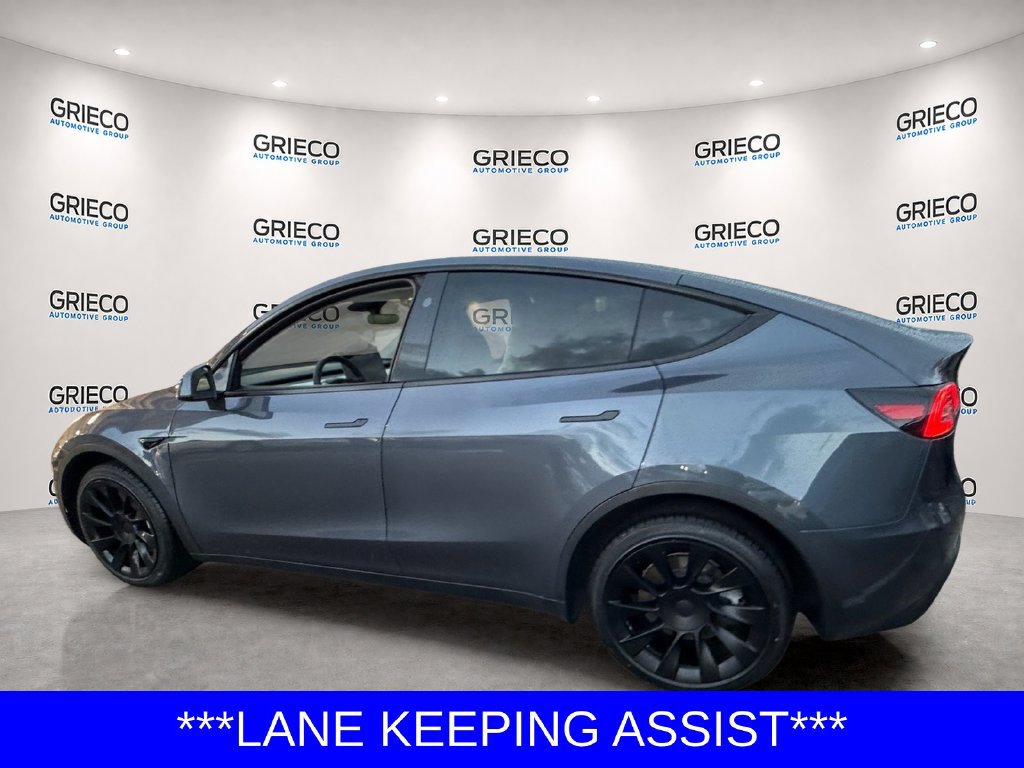 Used 2023 Tesla Model Y AWD image 5