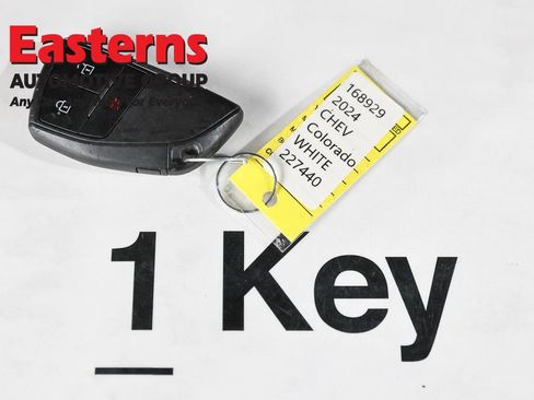 Used 2024 Chevrolet Colorado W/T image 25