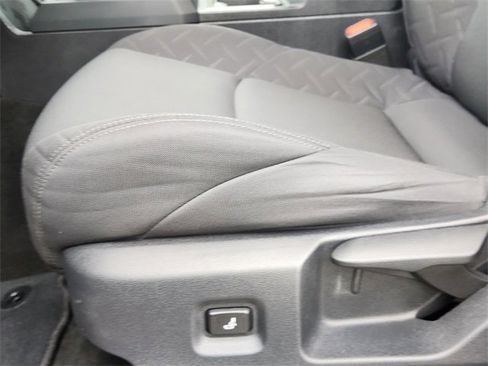 Certified 2024 Toyota Tacoma SR5 image 18