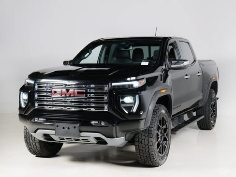 Used 2023 GMC Canyon Denali w/ Denali Black Edition AWD/4WD image 1