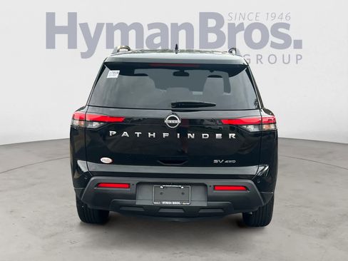 Certified 2022 Nissan Pathfinder SV w/ Cargo Package image 4