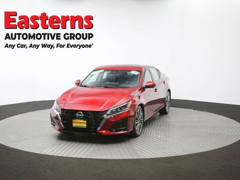 Used 2023 Nissan Altima 2.5 SL FWD image 54