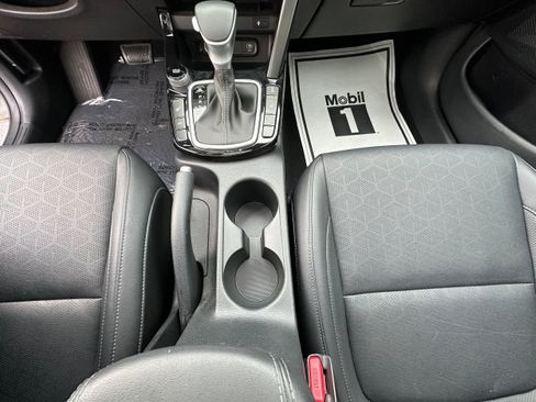 Used 2024 Kia Seltos EX AWD/4WD image 27