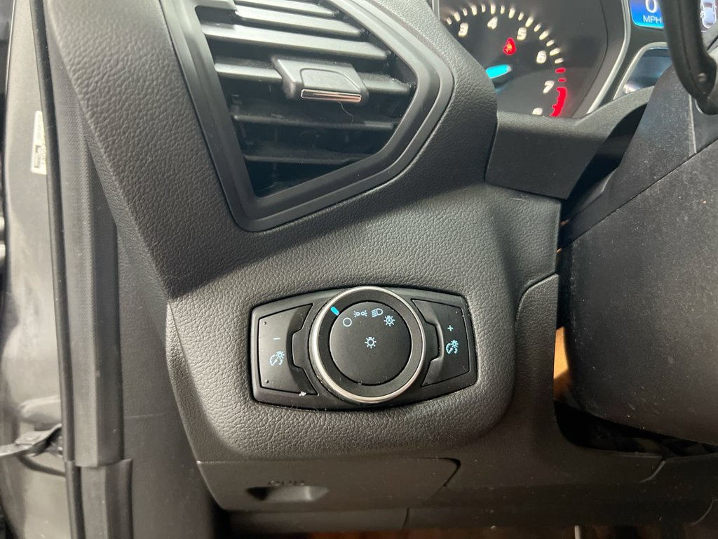 Used 2016 Ford Escape S FWD image 17