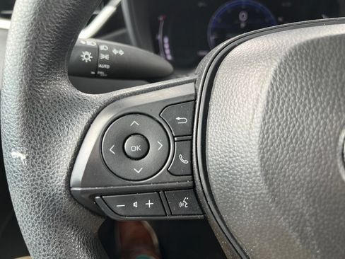 Used 2026 Toyota Corolla LE FWD image 17