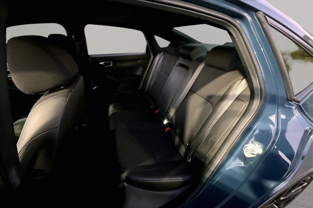 Used 2025 Honda Civic Sport image 18