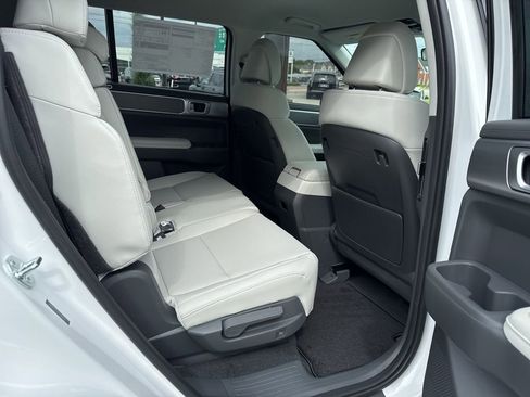 New 2026 Hyundai Santa Fe SEL image 11