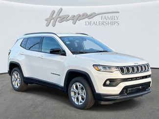 New 2026 Jeep Compass Latitude video 2
