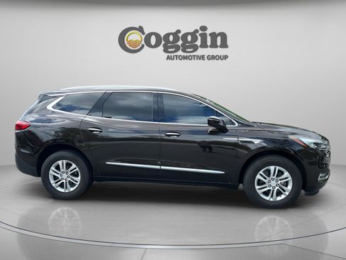 Used 2018 Buick Enclave Essence image 6