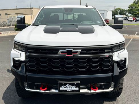 Used 2024 Chevrolet Silverado 1500 ZR2 image 16