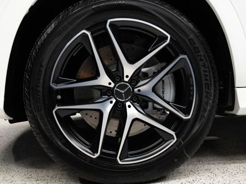New 2026 Mercedes-Benz GLE 53 AMG 4MATIC image 11