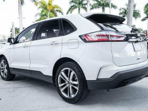 Used 2023 Ford Edge SE image 22
