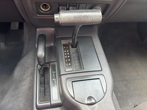 Used 2000 Jeep Cherokee Sport image 33