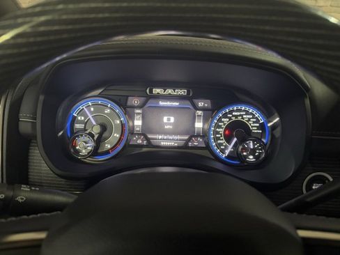 Used 2021 RAM 2500 Limited image 15