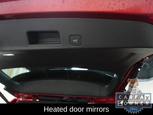 Used 2025 Chevrolet Traverse LT FWD image 10