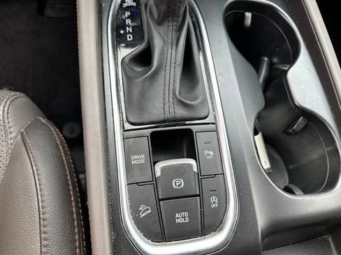 Used 2019 Hyundai Santa Fe Limited AWD/4WD image 12