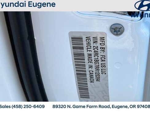 Used 2024 Chrysler Pacifica Touring-L image 35