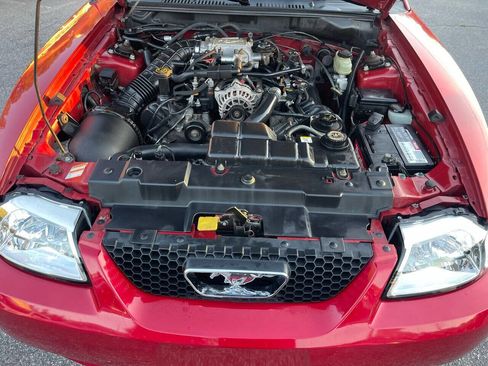 Used 2000 Ford Mustang GT RWD image 39