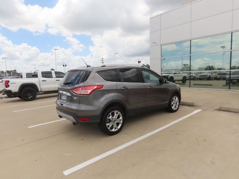 Used 2014 Ford Escape Titanium w/ Equipment Group 401A AWD/4WD image 11