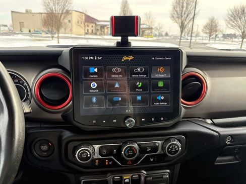 Used 2020 Jeep Wrangler Unlimited Sport image 24