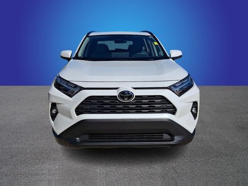 Used 2025 Toyota RAV4 XLE Premium w/ Weather Package FWD image 2