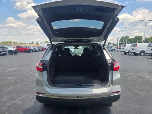 Used 2018 Chevrolet Equinox Premier AWD/4WD image 5