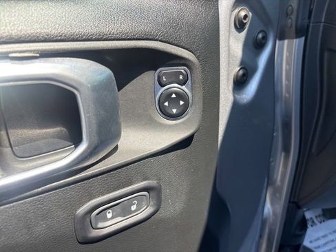 Used 2020 Jeep Gladiator Sport w/ Quick Order Package 24S AWD/4WD image 23