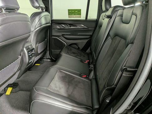 Certified 2022 Jeep Grand Cherokee Altitude image 33