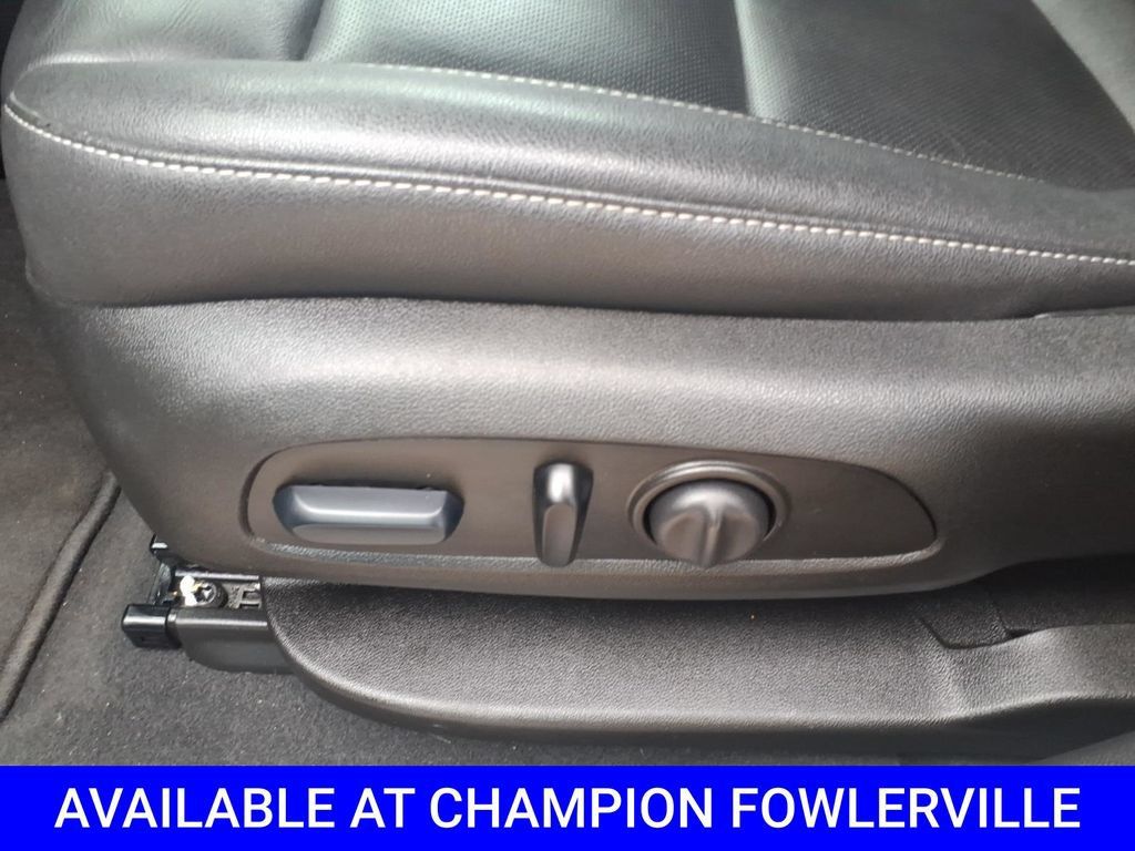 Used 2023 Chevrolet Blazer LT FWD image 14