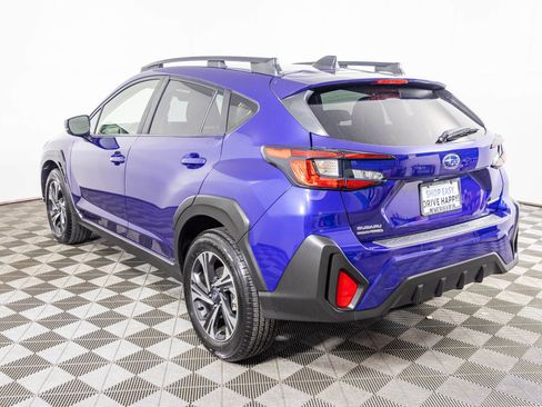 Used 2024 Subaru Crosstrek 2.0i Premium w/ Crosstrek Mirror Package image 13