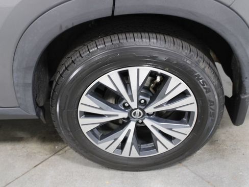 Used 2021 Nissan Rogue SV w/ Premium Package FWD image 54