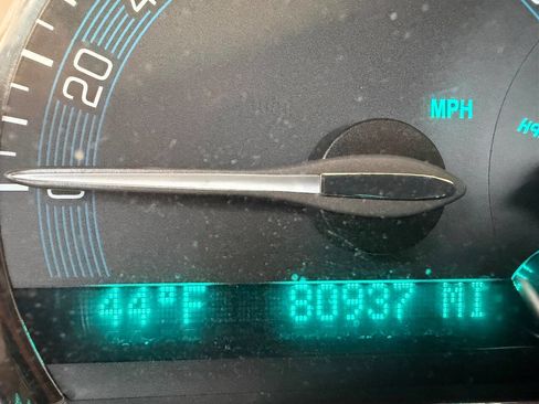 Used 2008 Chevrolet HHR LT w/ LT Preferred Equipment Group image 13