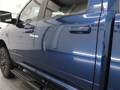 Used 2022 RAM 2500 Big Horn w/ Level C Equiment Group AWD/4WD image 33