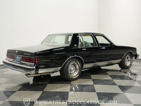 Used 1989 Chevrolet Caprice Classic image 12