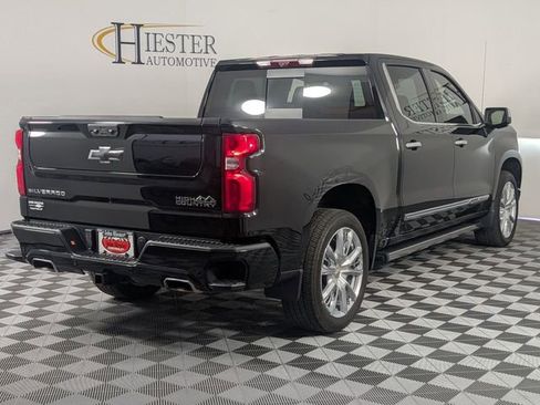 Certified 2025 Chevrolet Silverado 1500 High Country AWD/4WD image 7