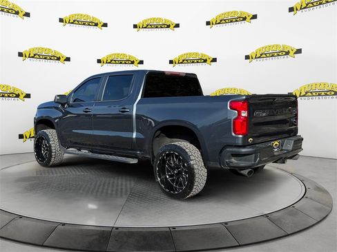 Used 2022 Chevrolet Silverado 1500 RST image 3