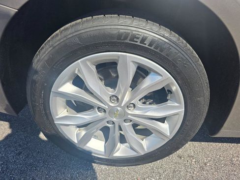 Used 2020 Chevrolet Malibu LT FWD image 21