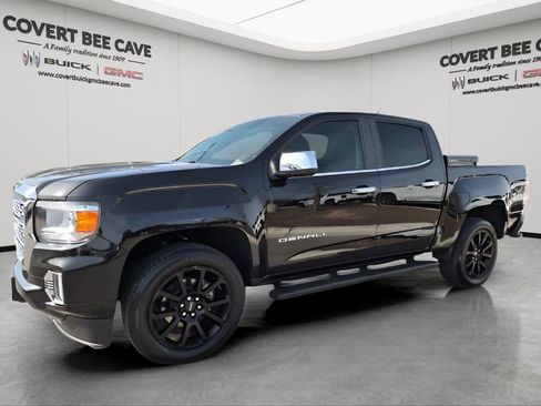 Used 2022 GMC Canyon Denali w/ Denali Black Edition Package image 3