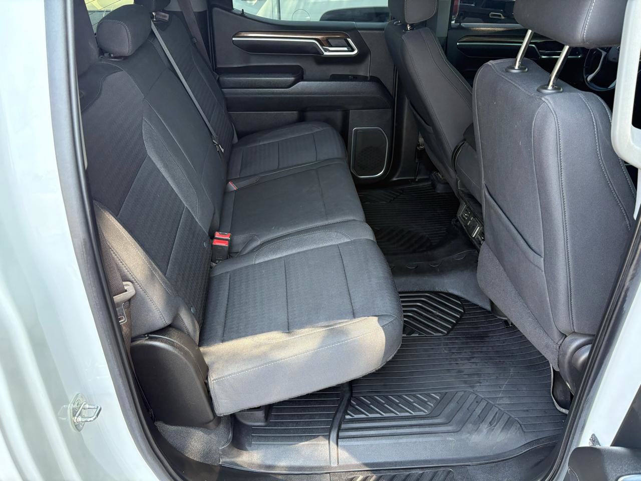 Used 2022 Chevrolet Silverado 1500 RST AWD/4WD image 17