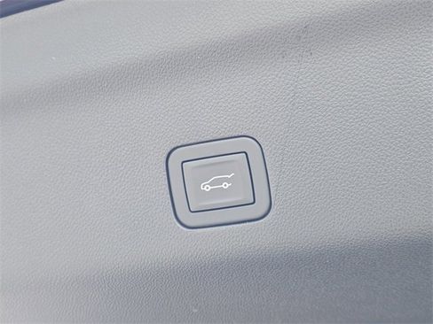 New 2026 GMC Yukon Denali image 29