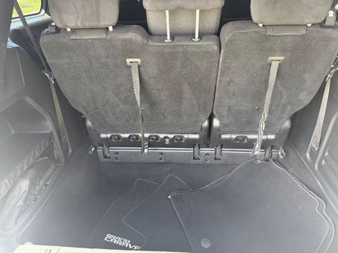 Used 2015 Dodge Grand Caravan SXT w/ Blacktop Package FWD image 24