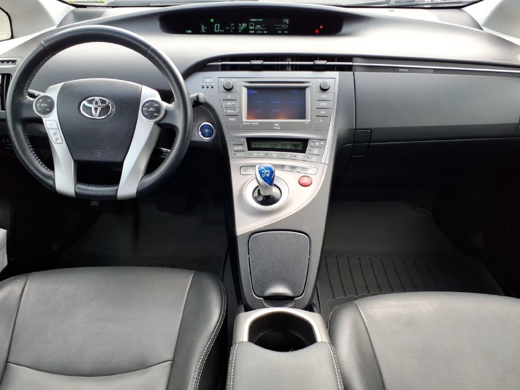 Used 2014 Toyota Prius Four FWD image 12