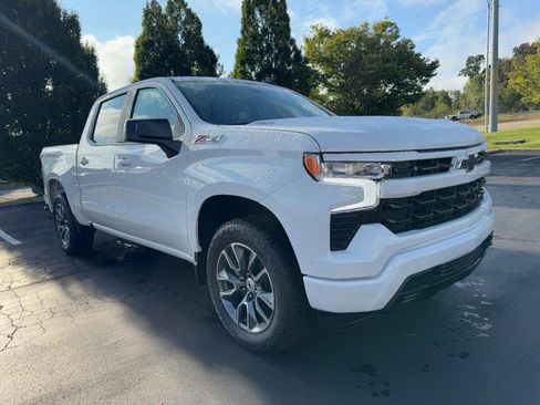 New 2026 Chevrolet Silverado 1500 RST w/ Z71 Off-Road Package AWD/4WD image 2