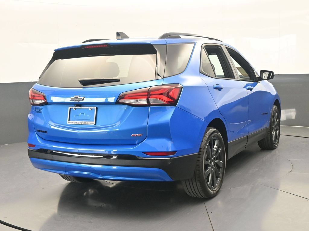 Used 2024 Chevrolet Equinox RS w/ RS Leather Package FWD image 5