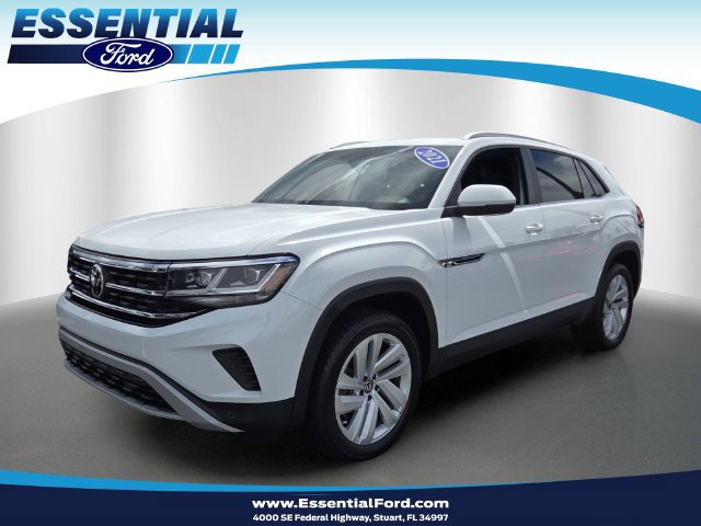 Used 2021 Volkswagen Atlas Cross Sport SE w/ Panoramic Sunroof Package FWD image 1