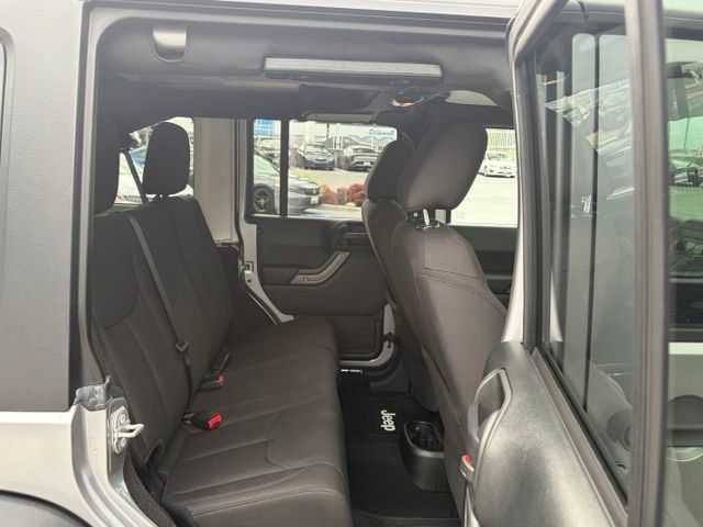 Used 2018 Jeep Wrangler Unlimited Sport S AWD/4WD image 27