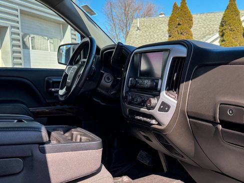 Used 2018 GMC Sierra 1500 SLE w/ SLE Value Package image 10