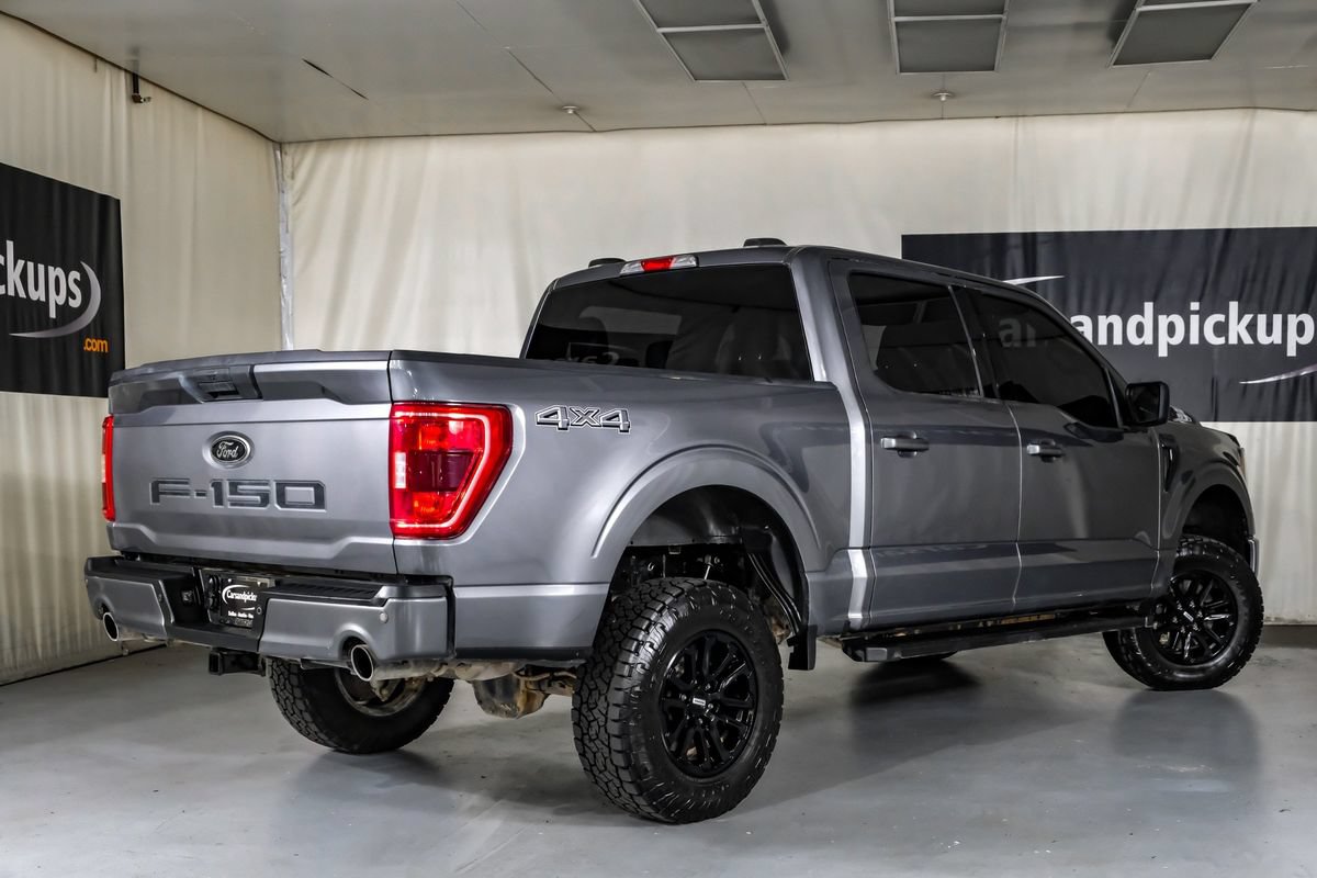 Used 2023 Ford F150 XLT w/ XLT Black Appearance Package AWD/4WD image 8