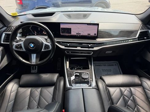 Used 2024 BMW X5 xDrive40i w/ M Sport Package AWD/4WD image 2