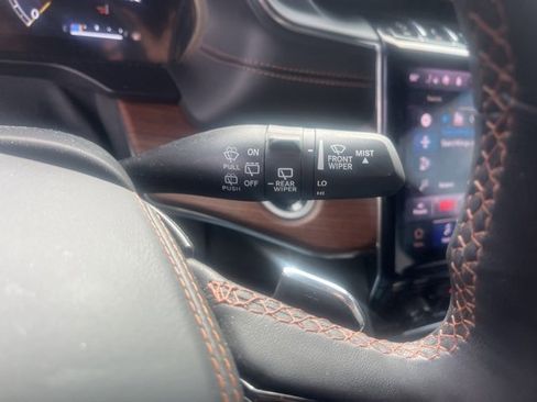 Used 2023 Jeep Grand Cherokee Summit image 18